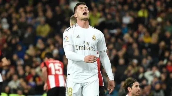 Real Madrid'e Luka Jovic'ten kötü haber!