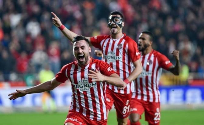Antalyaspor, Sinan Gümüş'ün bonservisini almak istiyor