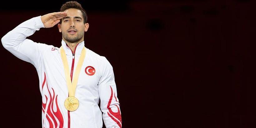İbrahim Çolak, Dünya Şampiyonası'nda aldığı altın madalyaya gözü gibi bakıyor