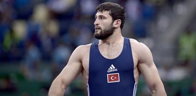 Milli güreşçi Metehan Başar, amcasının olimpiyat başarısını geçmenin peşinde