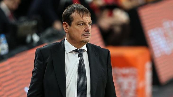 Ergin Ataman: THY EuroLeague'e galibiyetle başlamak istiyoruz
