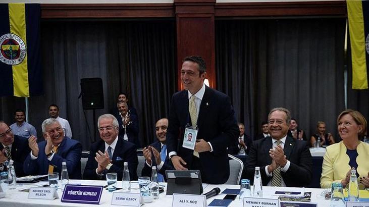 Fenerbahçe'de yıllık olağan genel kurul toplantısı ertelendi