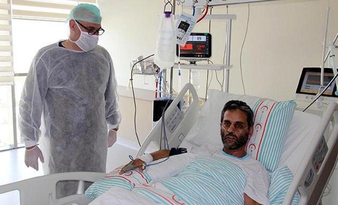 Corona virüsü yenen doktor, plazma bağışıyla hastasını da kurtardı