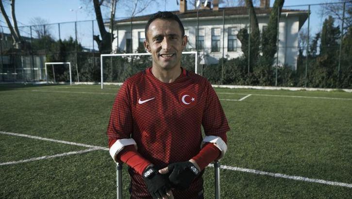 Osman Çakmak kendisini Denizlispor'da geliştirecek