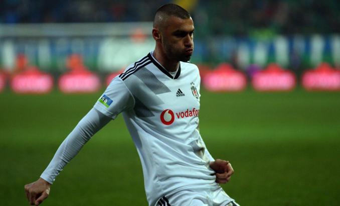 Burak Yılmaz açıkladı: Galatasaray ve Trabzonspor formasını öptüm çünkü...