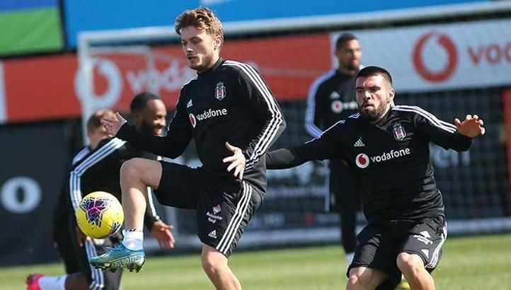 Beşiktaş antrenmanında sürpriz konuk