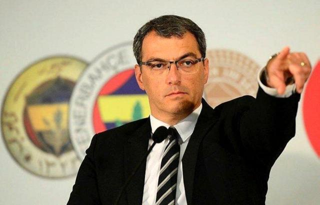 Damien Comolli'den kiralama ve takas vurgusu!