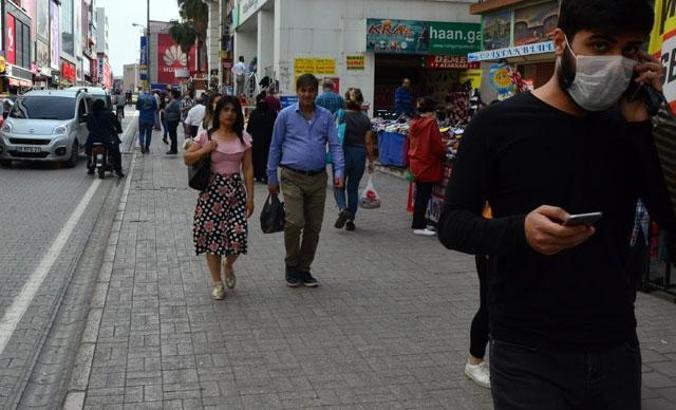 Adana'da 'Ramazan' alışverişi hareketliliği