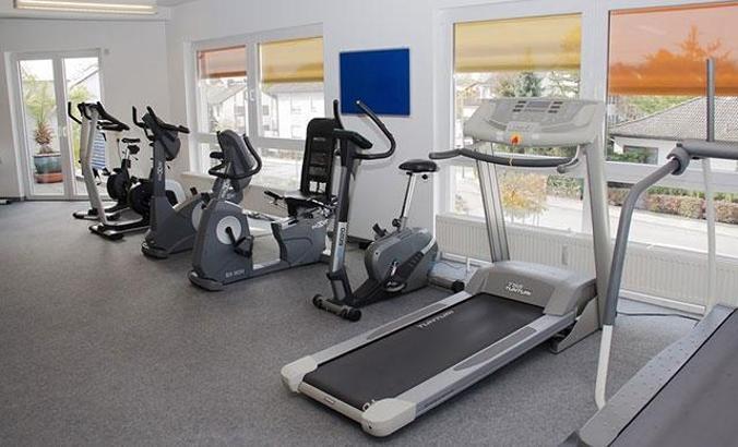 Spor ekipmanları evlere taşındı: Yaralanmalara dikkat!