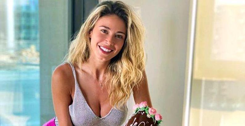 Güzel spor spikeri Diletta Leotta, sandalyede yaptığı egzersizle mest etti