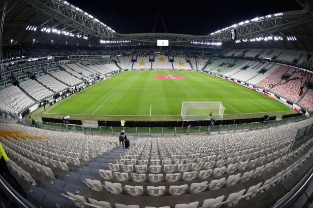 İtalya'da ilk plan futbola 'kupa' ile başlamak!
