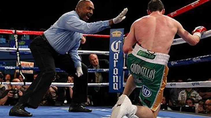 Lennox Lewis-Mike Tyson boks maçının hakemi Cotton koronavirüsten hayatını kaybetti