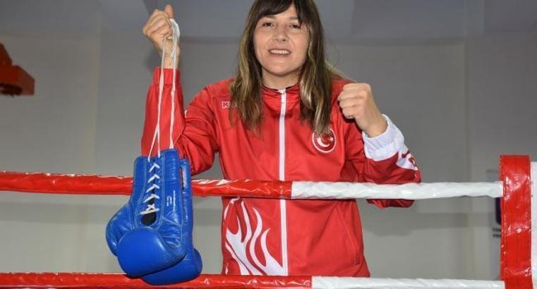 Milli boksör Şennur Demir: Olimpiyat hayalim yıkılmadı, sadece ertelendi