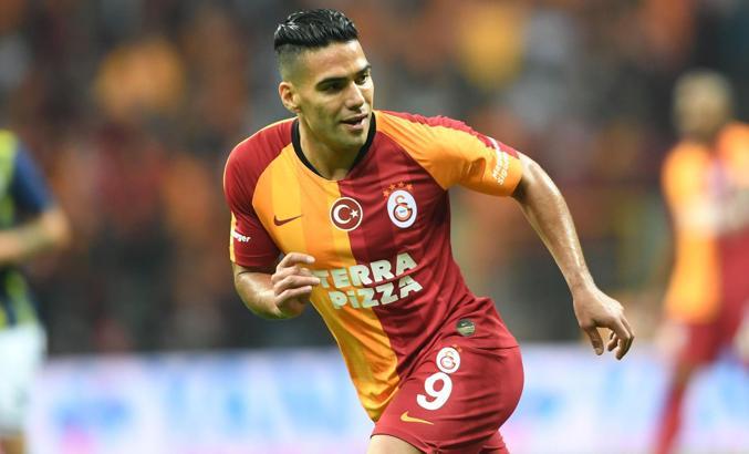 Son dakika iddiası: Galatasaray-Radamel Falcao rüyası sona eriyor