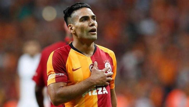 Süper Lig'de isabetli şutlarını gole çevirme oranı en iyi üç oyuncudan biri Falcao