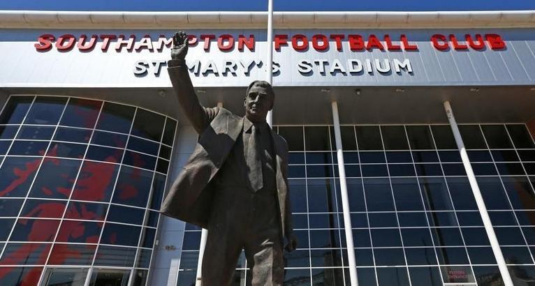 Southampton, Premier Lig'de maaşlarda indirime giden ilk kulüp oldu