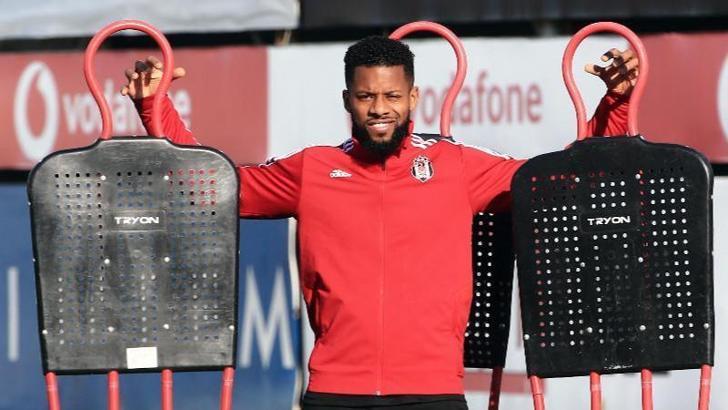 Lens Beşiktaş'tan ayrılmak istiyor