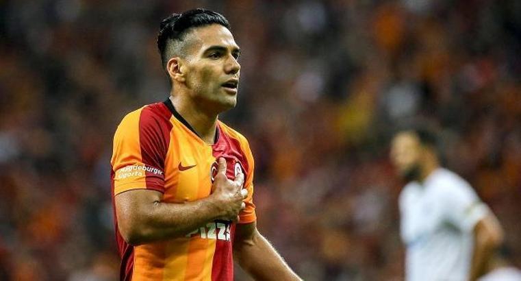 Galatasaray'da Falcao ile yollar ayrılıyor mu?