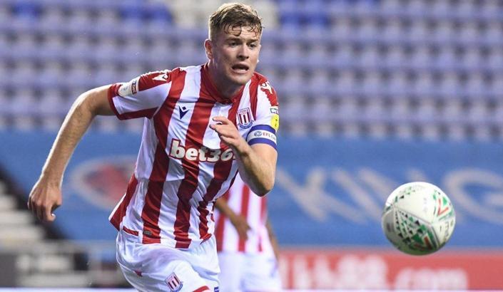 Chelsea, Nathan Collins'in peşinde