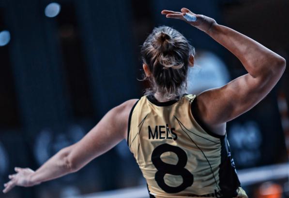 VakıfBank Kaptanı Melis Gürkaynak'tan genç sporculara moral