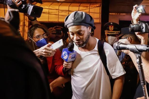 Ronaldinho cezasını burada çekecek! Cennet gibi...