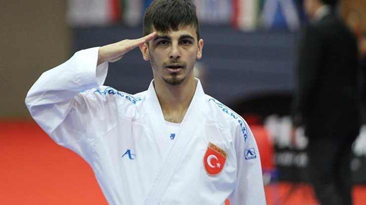 Rus rakibini yenen Milli karateci Eray Şamdan Mehmetçik'e selam yolladı