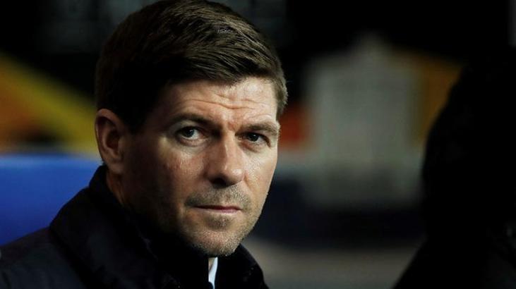 Glasgow Rangers'ta 3 ay maaşlar ödenmeyecek