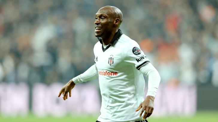 Beşiktaş, Atiba Hutchinson'la yola devam edecek