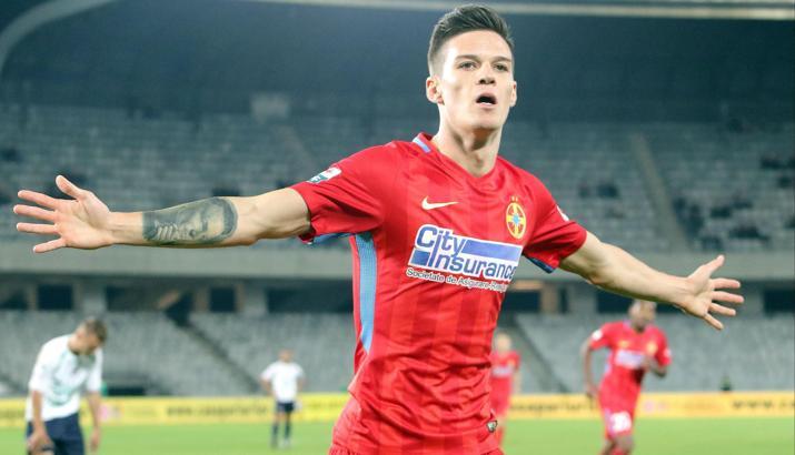 Fenerbahçe'nin gözdesi Dennis Man'a Atalanta kancası