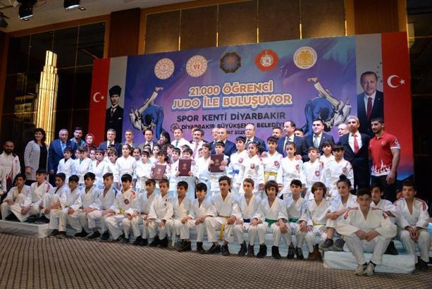 Diyarbakırlı 21 bin öğrenci judoyla tanışacak