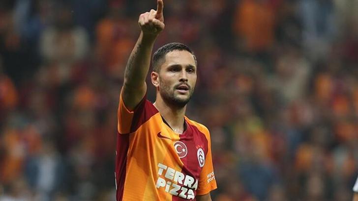 Florin Andone formasına kavuştu