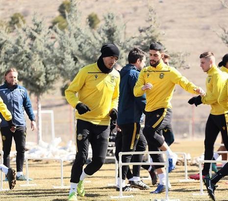 Yeni Malatyaspor'da Denizlispor mesaisi sürüyor