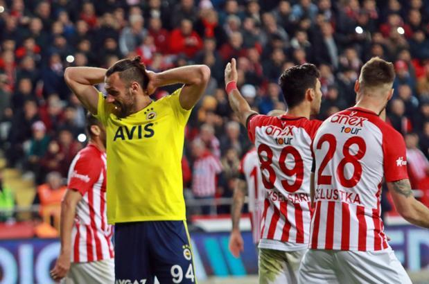 Fenerbahçe'de Vedat'ın golüyle ilk puan kaybı!