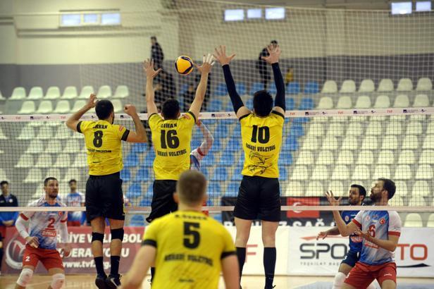 Tokat Belediye Plevne-Arhavi Voleybol maç sonucu: 3-0