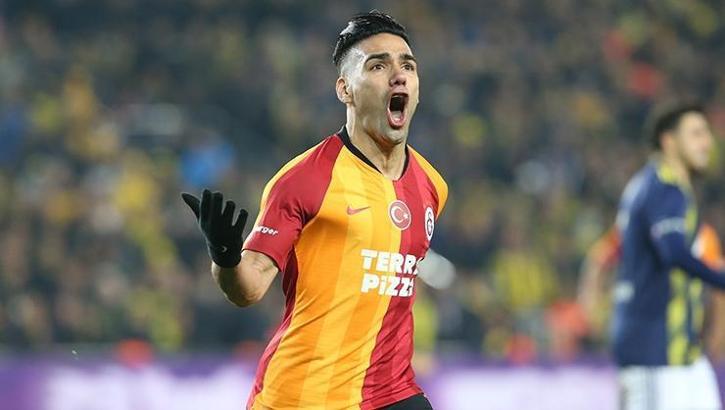 Derbi sonrası Falcao'ya teklif!