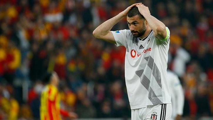 Beşiktaş'ta Burak Yılmaz zirvesi! Teklifi kabul etmezse satılacak!