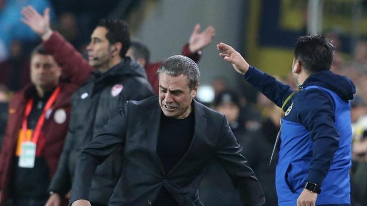 SON DAKİKA | Fenerbahçe'de Ersun Yanal istifa etti