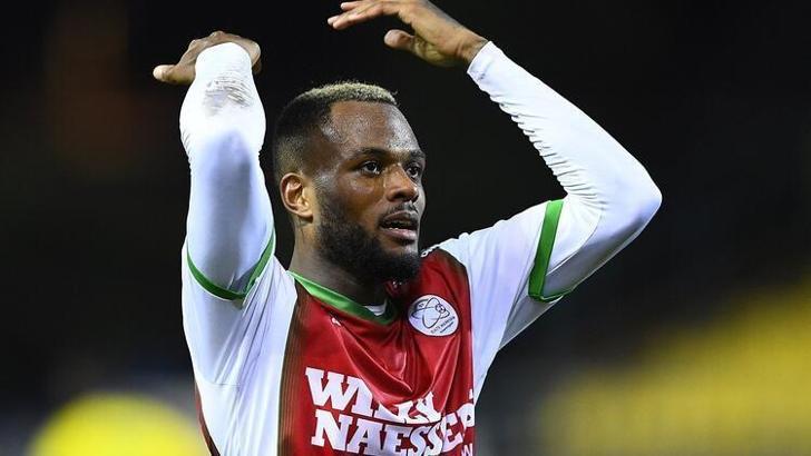 Cyle Larin'e sürpriz talip!
