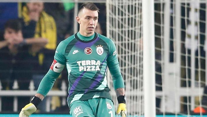 Fernando Muslera o frikiği idmanda çalışmış!