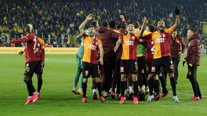 Galatasaray, Kadıköy'de 20 yıl sonra kazanarak tarihe geçti