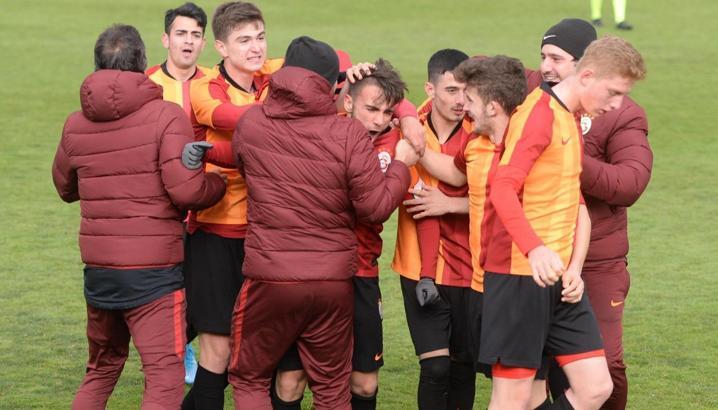 Galatasaray, Fenerbahçe hasretini bitirdi