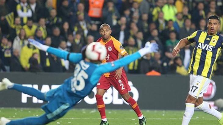 Fenerbahçe ikinci yarının, Galatasaray ilk yarının son 30 dakikasında tehlikeli