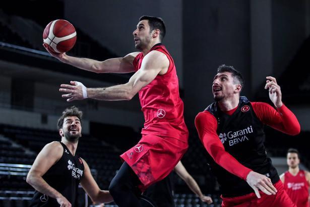 A Milli Erkek Basketbol Takımı, Hollanda maçının hazırlıklarını sürdürdü