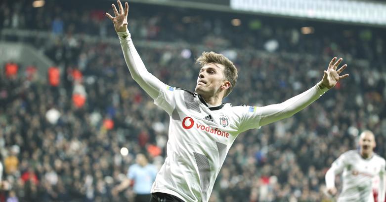 SON DAKİKA! Adem Ljajic Beşiktaş'ın Trabzonspor maçı kadrosunda yok