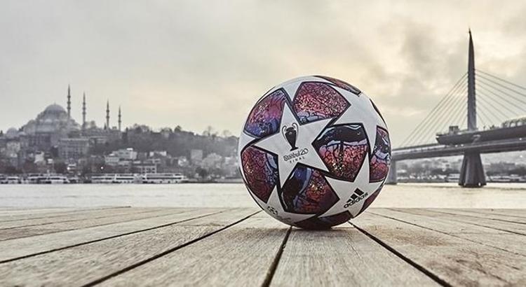 UEFA'nın Şampiyonlar Ligi final topunda İstanbul detayı