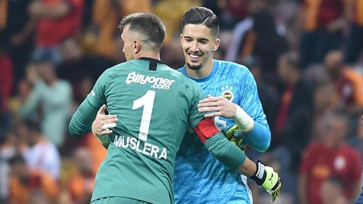Muslera'dan Altay Bayındır'a övgü: ‘Efsane olabilir'