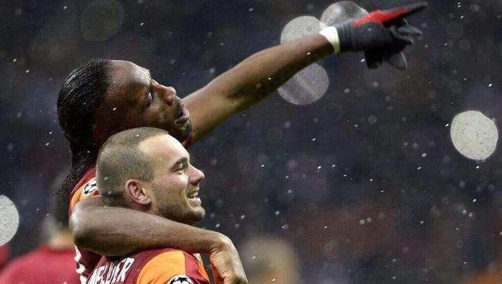 Didier Drogba ve Wesley Sneijder'den Galatasaray mesajı