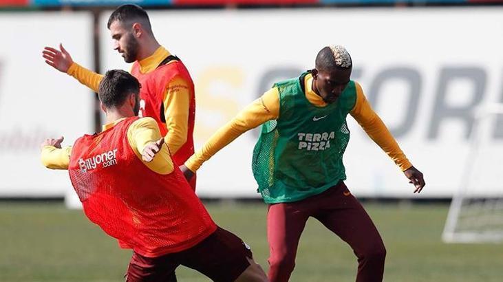 Fenerbahçe derbisi öncesi Galatasaray'da son dakika!