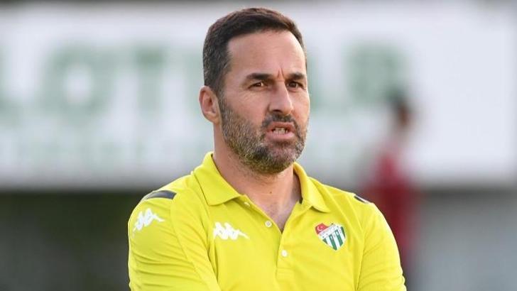 Altay'da favori Yalçın Koşukavak