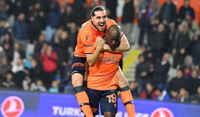 Demba Ba yine gönülleri kazandı